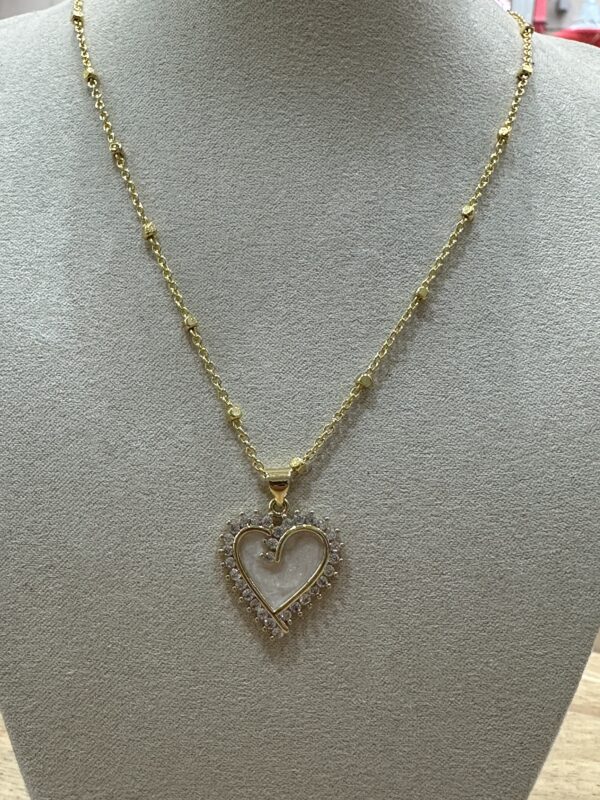Sophie Goetsch - Collier coeur centre en ceramique contour en zirconium