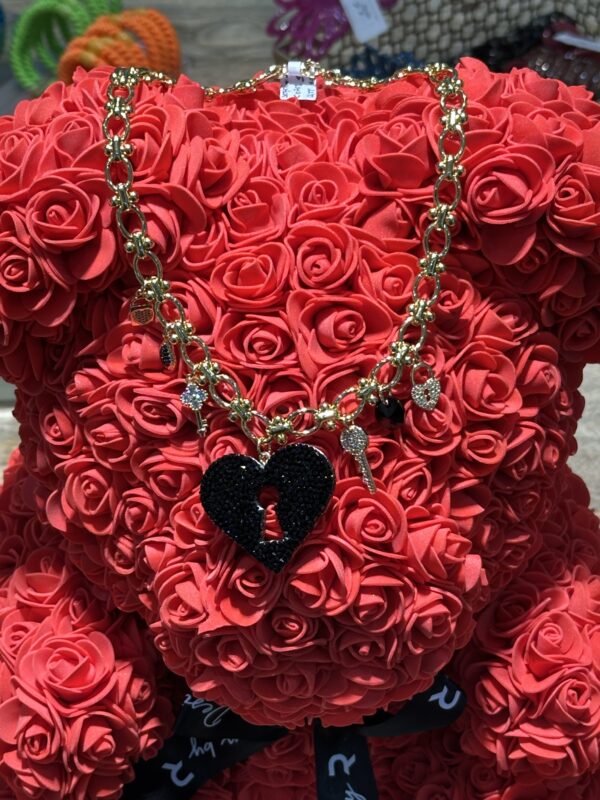 Sophie Goetsch - Collier coeur noir - collection attache-moi – Image 6